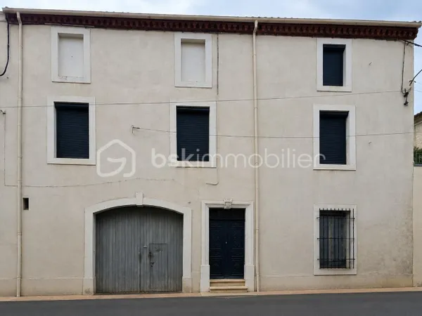 Maison 9 pièces 257 m²