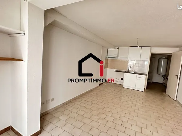 Studio 1 pièce 29 m²