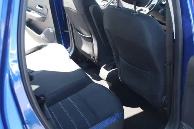 Dacia Duster blue dci 115 4x2 — photo 8