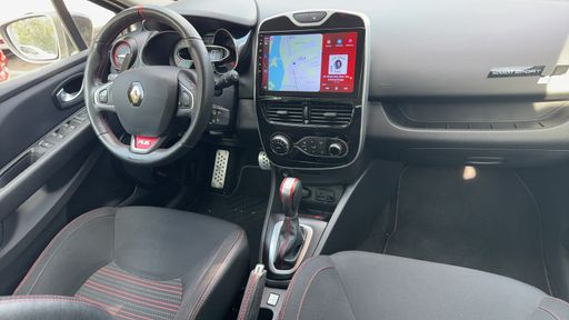 Renault Clio RS Cup 1.6 Turbo 200 EDC6 - N/A – 2018 – 114491 km – Essence – Boîte Automatique — photo 13