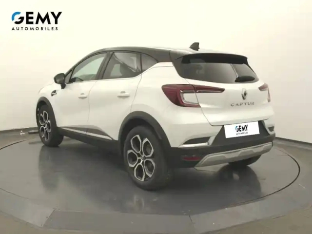 Renault Captur tce 90 — photo 22