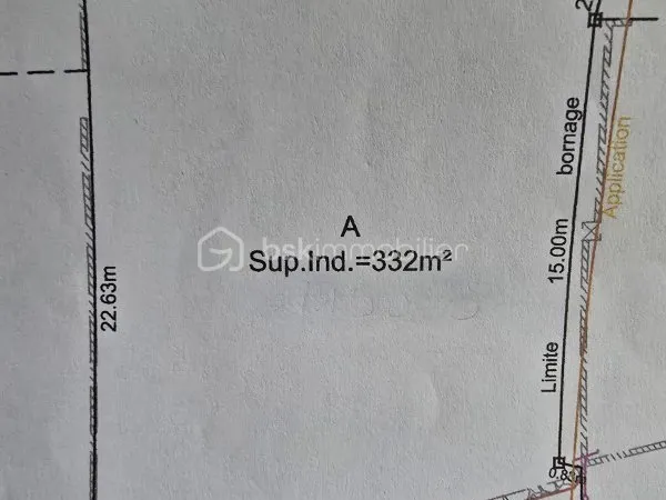 Terrain 332 m²