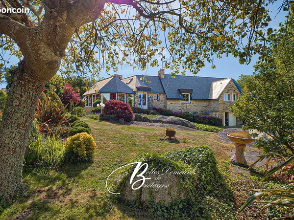 Propriété 6 pièces 194 m²