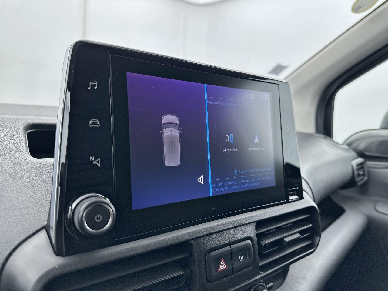 Peugeot Partner fourgon standard 650 kg bluehdi 100 s&s bvm6 premi — photo 23