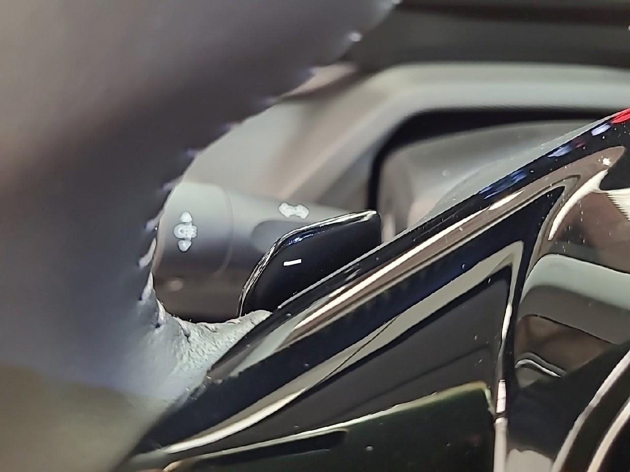 Peugeot 308 hybrid 145 e-dcs6 allure — photo 28