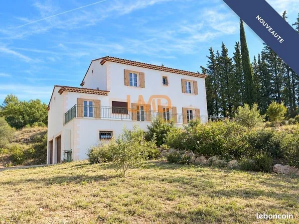 Maison 5 pièces 182 m²