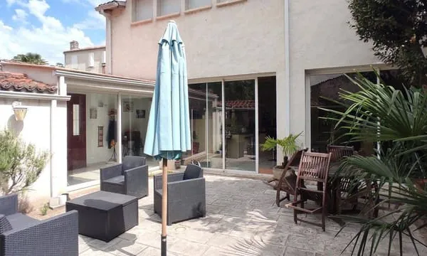 Maison 5 pièces 215 m²