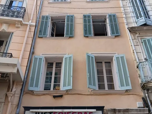 Studio 1 pièce 17 m²