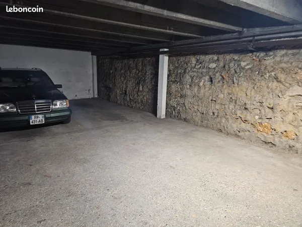 Place Parking sous sol Courbevoie