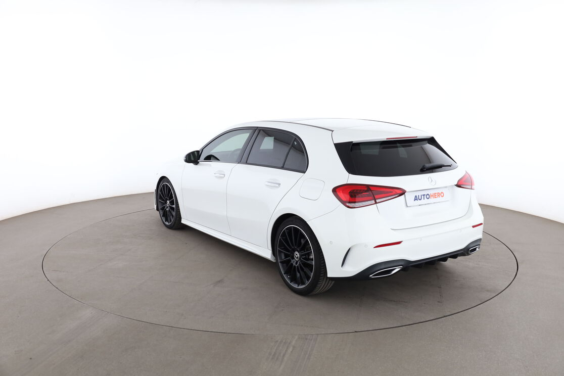 Mercedes-Benz Classe A 180 d AMG Line 7G-DCT — photo 3