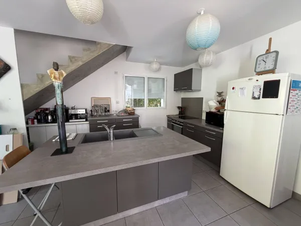 Maison 7 pièces 140 m²