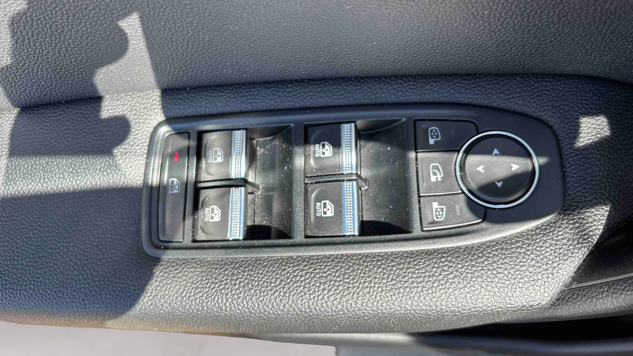 Renault Captur Blue dCi 115 EDC — photo 17