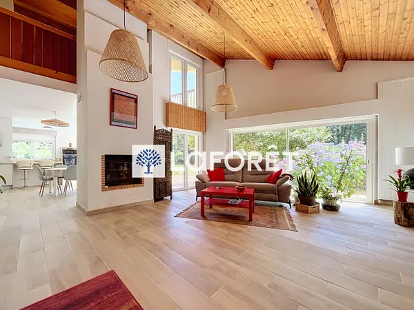 Maison 6 pièces 140 m²