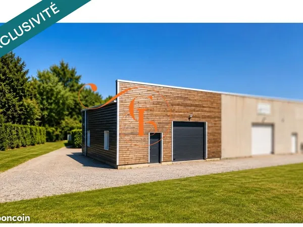 Bureaux 102 m² SAINT-MARS-DE-COUTAIS