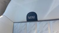 Mini Cooper 3 Portes S 204ch Favoured DKG7 — photo 33