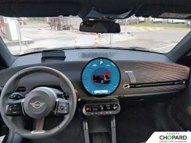 Mini Cooper electric se 218 ch — photo 12