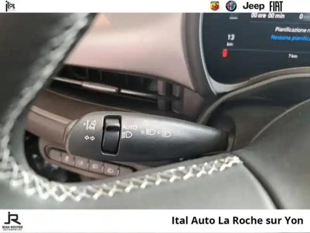 Abarth 500 e 155ch 42kwh 4cv — photo 12