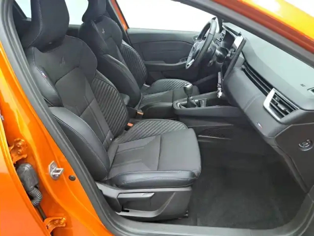 Renault Clio tce 90 — photo 24