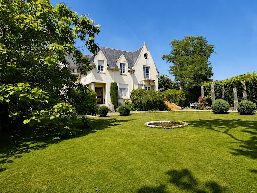 Propriété 7 pièces 200 m²