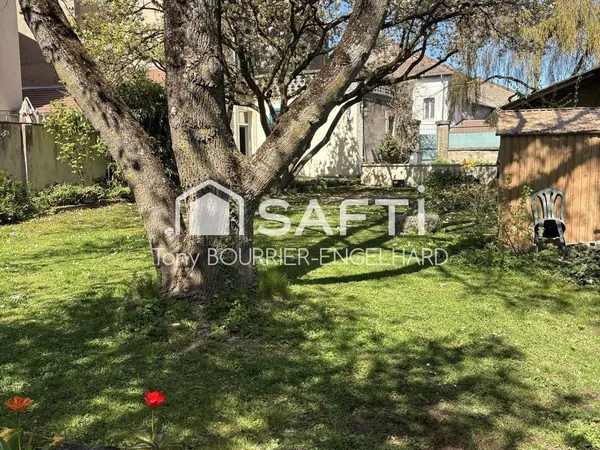 Maison familiale de 187m2 avec superbe terrain