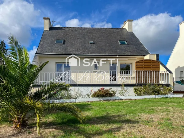 Maison familiale avec jardin, sous-sol complet et garage indépendant - Proche de toutes les commodit