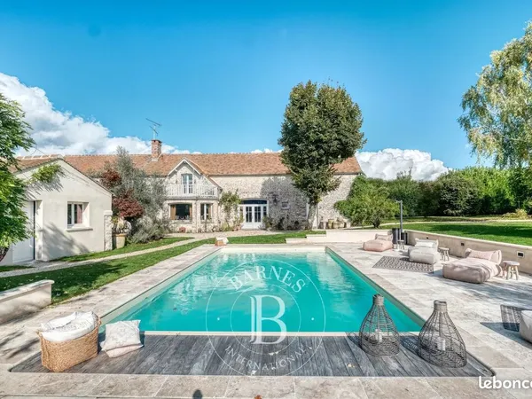 Longère 6 pièces 255 m²
