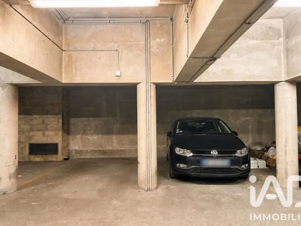 Parking 25 m²