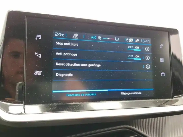 Peugeot 208 puretech 75 s&amp;s bvm5 — photo 26
