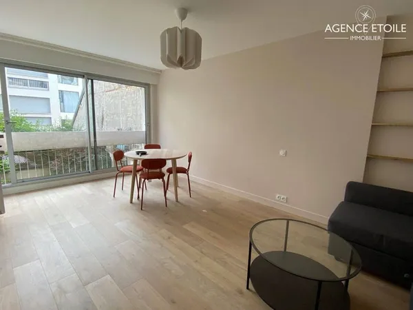 Studio 1 pièce 32 m²