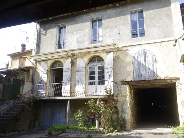 Maison 8 pièces 230 m²