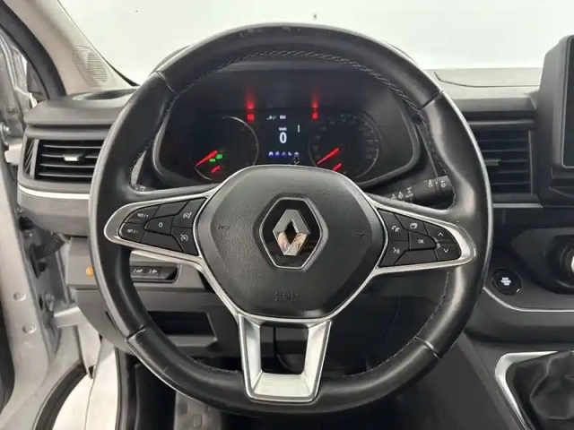 Renault Trafic l1 dci 150 energy s&amp;s — photo 29