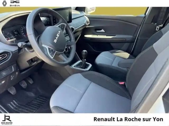 Dacia Jogger 1.0 eco-g 100ch extreme+ 7 places — photo 3