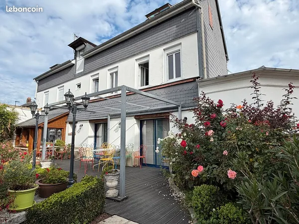 Maison de ville 7 pièces 175 m²