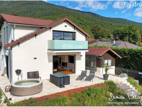 Maison 6 pièces 178 m²