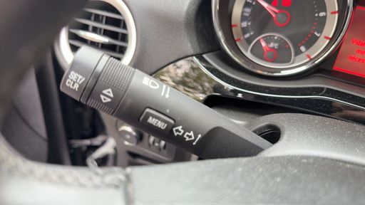 Opel Adam 1.0 Turbo 115 - Glam – 2018 – 83925 km – Essence – Boîte Manuelle — photo 17