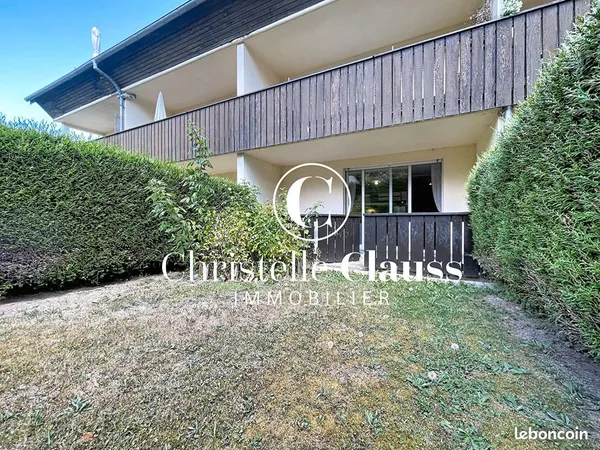 Studio 1 pièce 33 m²