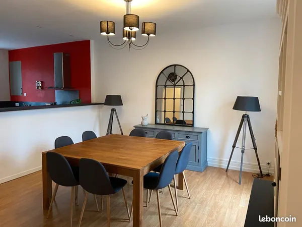 Colocation en maison meublée