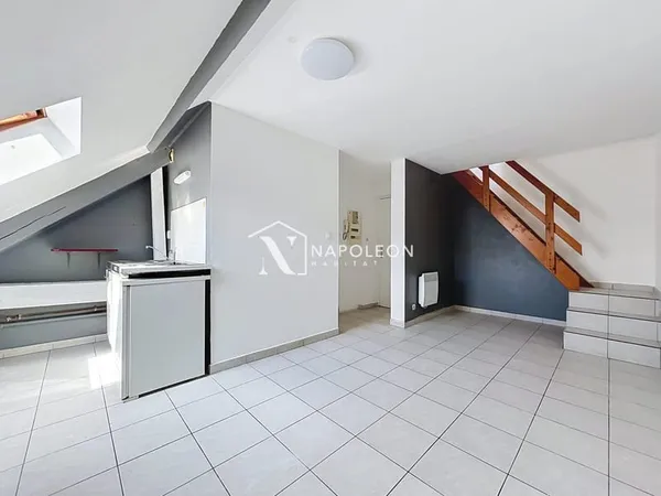 FAMARS - DUPLEX PROCHE UNIVERSITÉ - UNIQUEMENT CHEZ NAPOLEON HA
