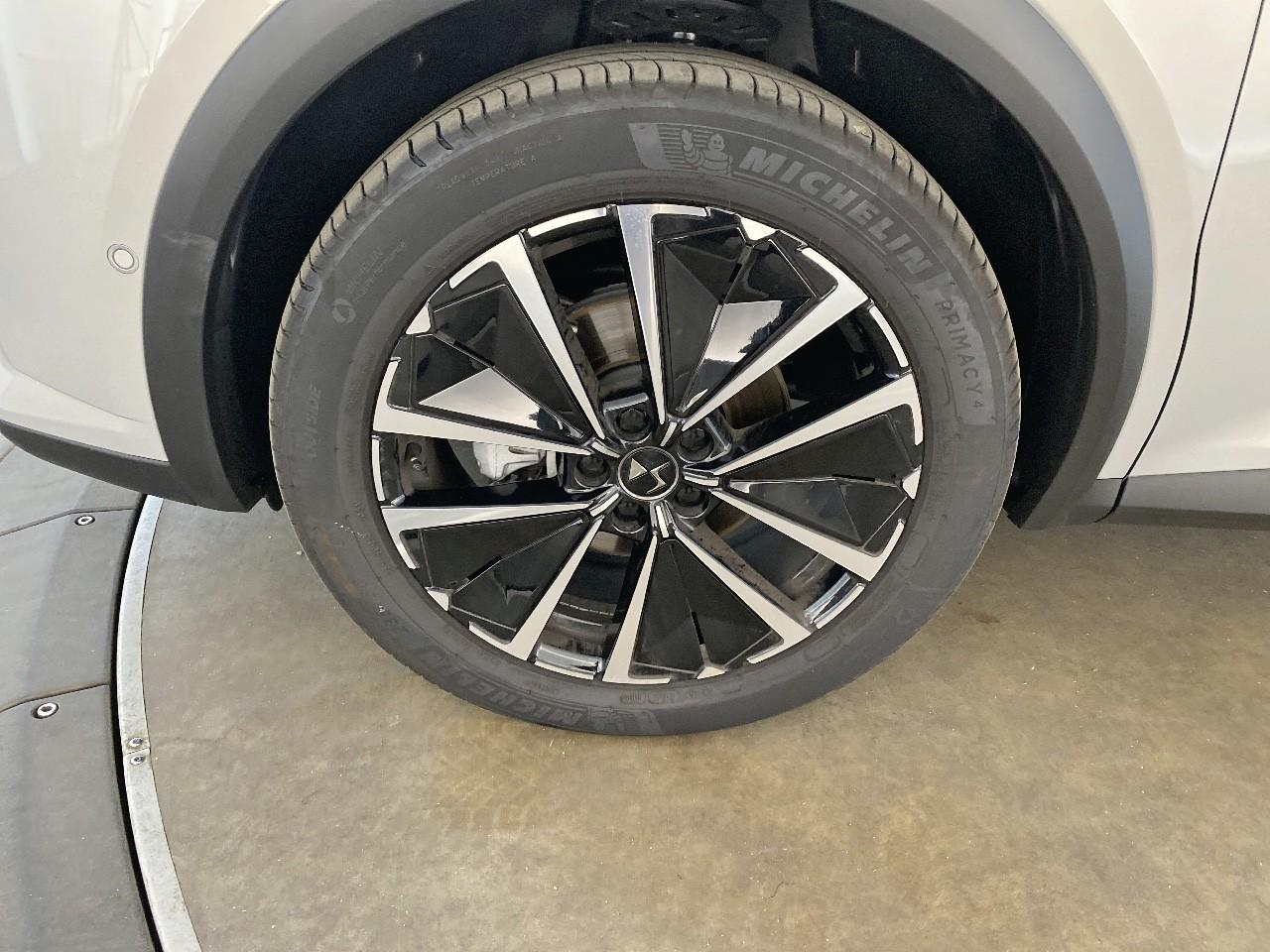 Ds Ds 7 crossback bluehdi 130 eat8 etoile — photo 11