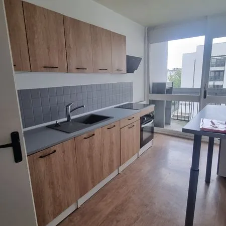 Appartement 50m² balcon parking