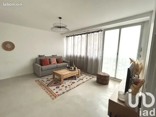 Studio 1 pièce 38 m²