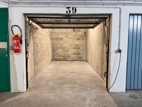 Box de stockage 12 m²