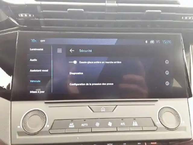 Peugeot 308 hybrid 145 e-dcs6 — photo 18