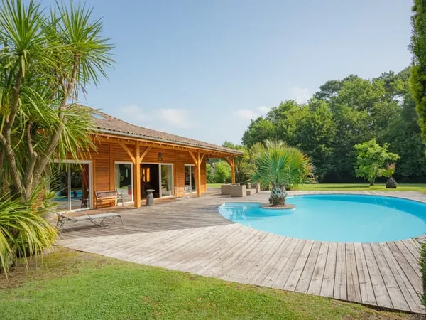 Maison d'exception avec piscine
