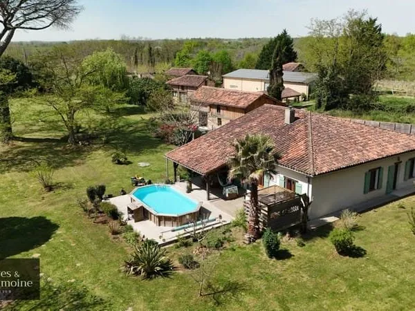 Maison de plain-pied 6 pièces 154 m²