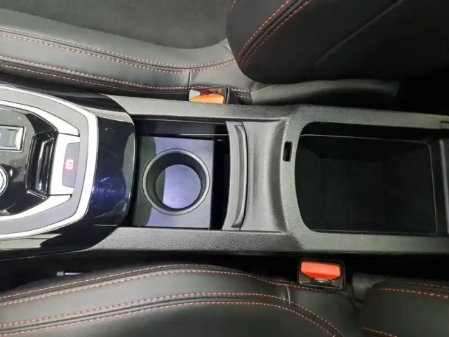Peugeot 308 2.0 bluehdi 180ch s&amp;s eat8 — photo 35