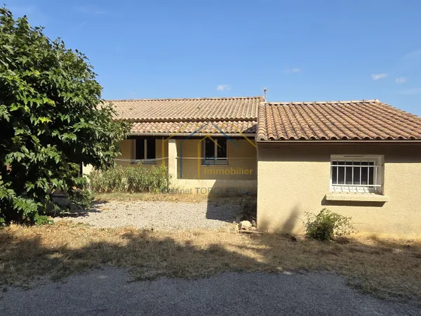 A vendre proche GIGNAC - Villa 4 chambres sur 1000m2 de terr