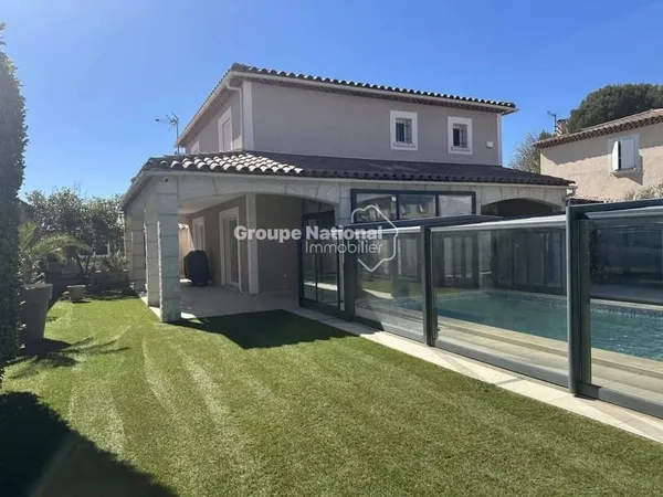 Villa 7 pièces 192 m²