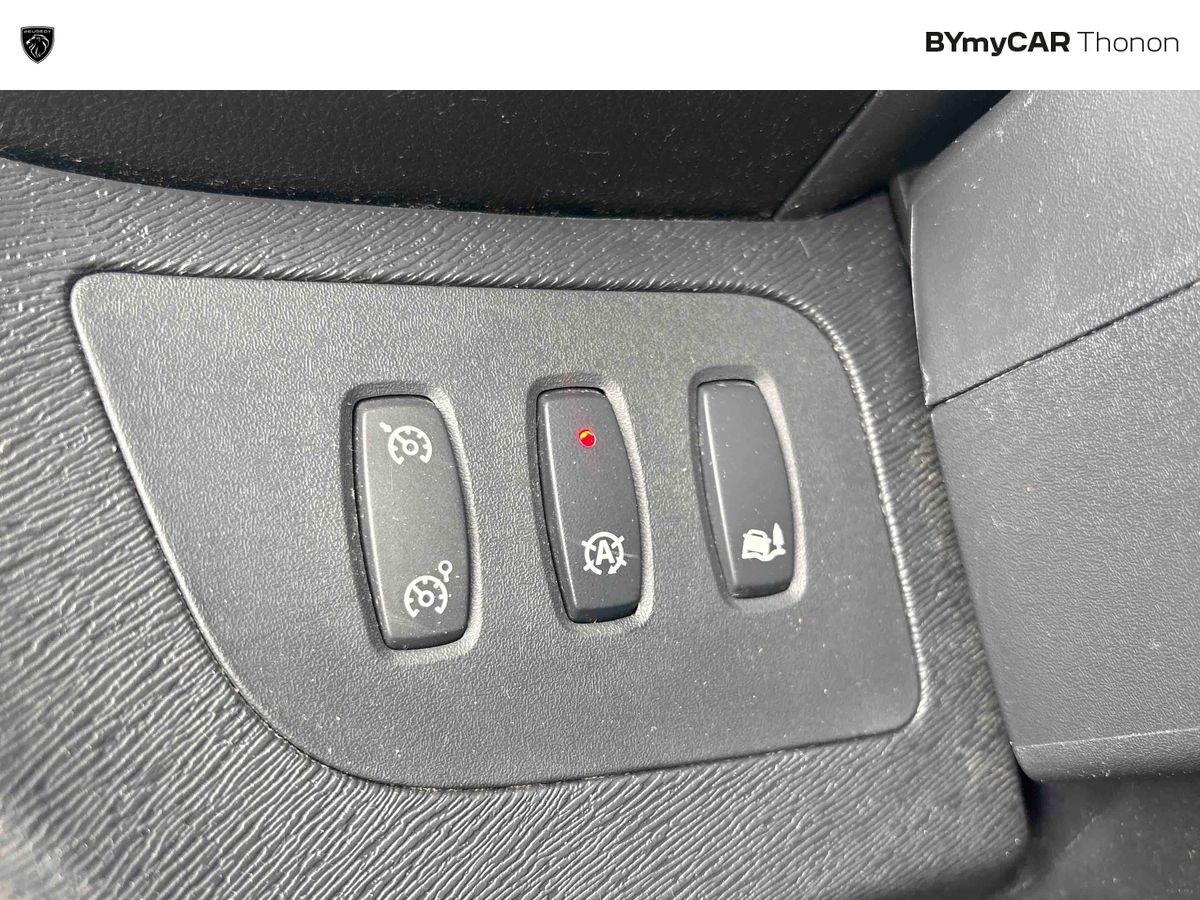 Renault KANGOO EXPRESS BLUE DCI 95 — photo 23
