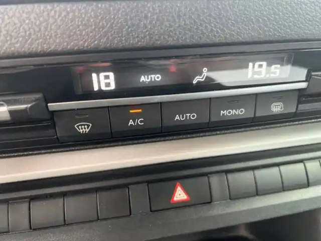 Opel Vivaro ca fixe l2 2.0 diesel 180 ch bva8 — photo 15